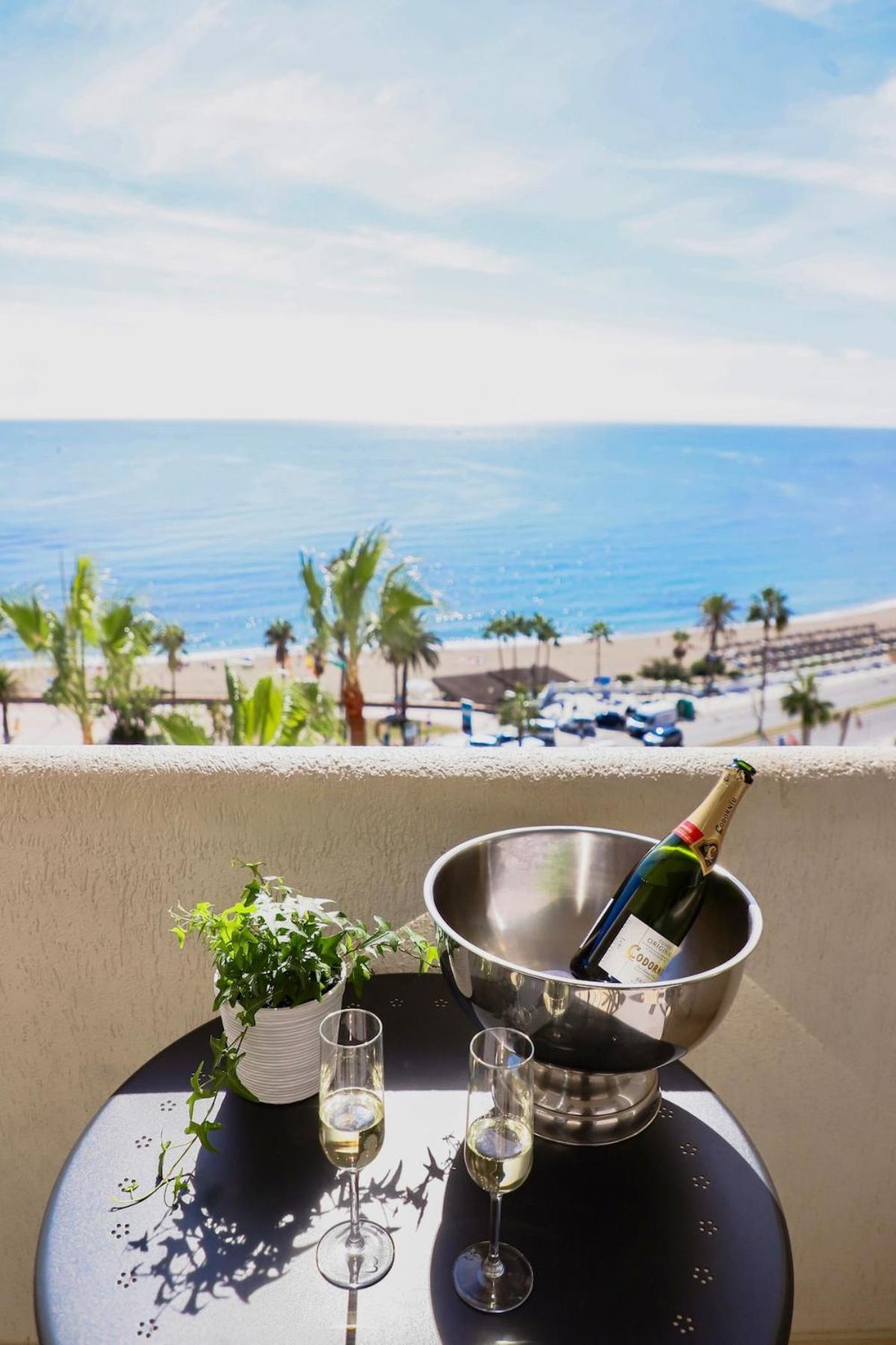 Apartament Direct Sea View- Bilbil Sunrise! Benalmádena Zewnętrze zdjęcie